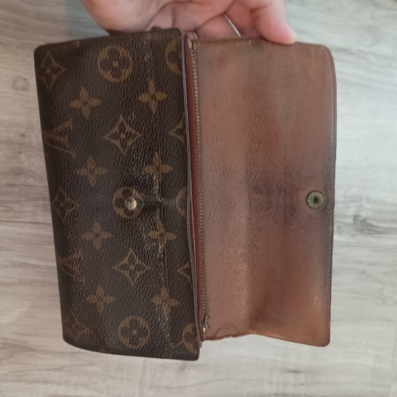 Authentic LOUIS VUITTON LV Vintage Monogram Wallet Envelope Leather - Picture 7 of 13